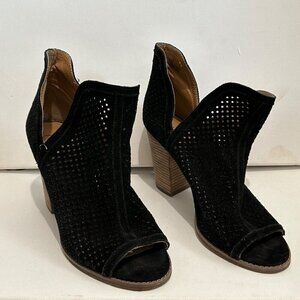 Lucky Brand Larise Black Perforated Suede Bootie Size 10M Peep Toe Cut Out Sides